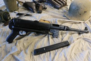 Original MP40 in 9×19 – Semi-Auto Closed-Bolt Conversion with Original Finish